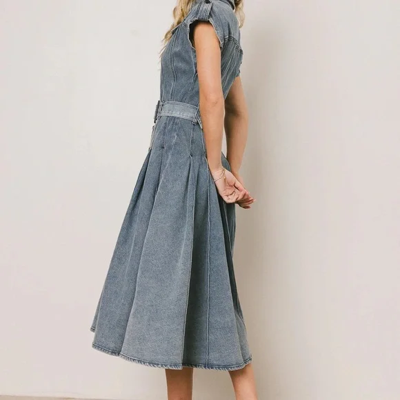 Walter Denim Midi Dress button down - Picture 4 of 8